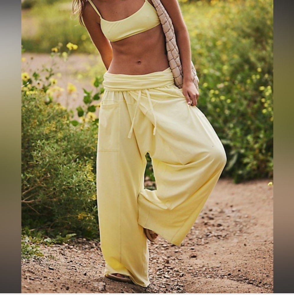Free People Movement Hot Shot Sports Pants in Ginger Tea